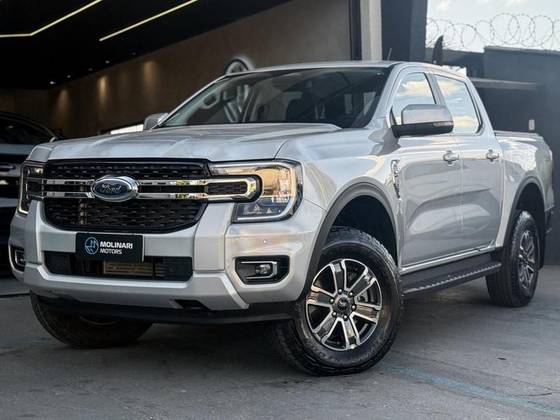 FORD RANGER 3.0 V6 TURBO DIESEL CD XLT 4X4 AUTOMÁTICO FORD RANGER 3.0 V6 TURBO DIESEL CD XLT 4X4 AUTOMÁTICO